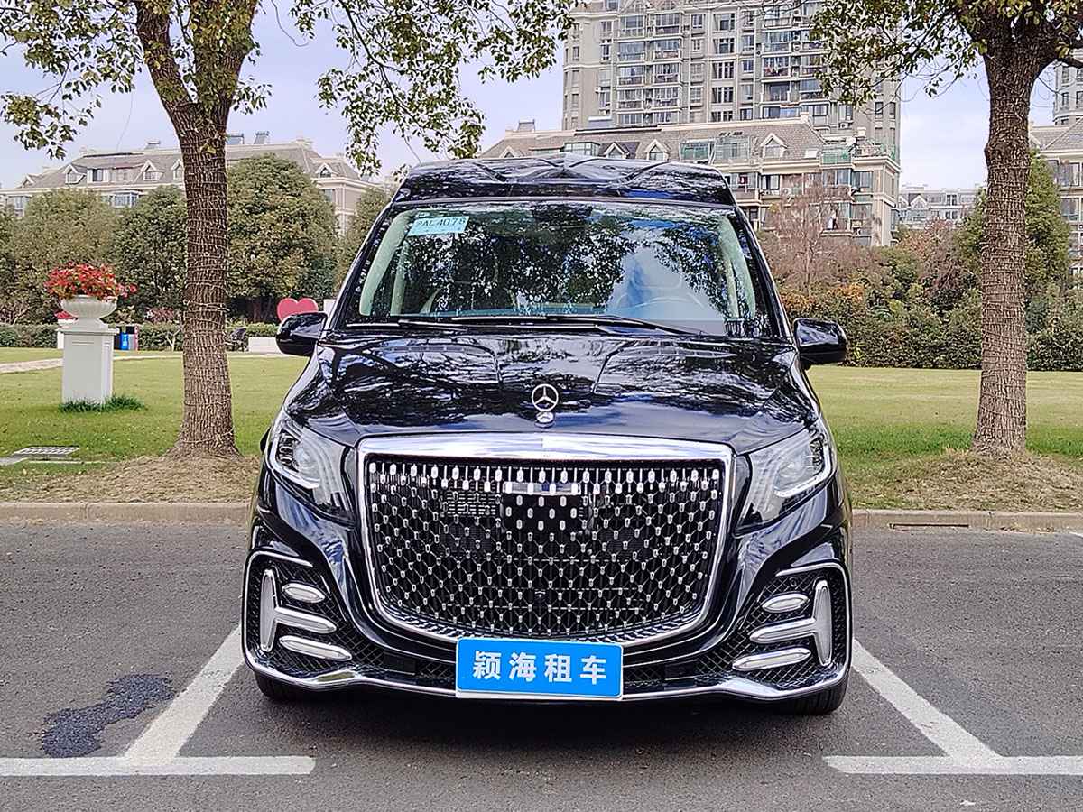 奔驰V级高顶 7座